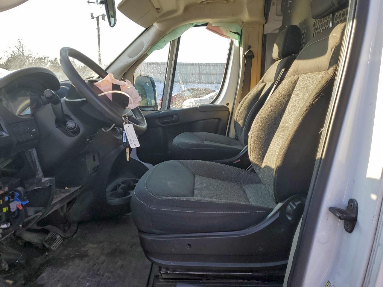 2019 Ram Promaster 2500 Delivery Van - Фото 7