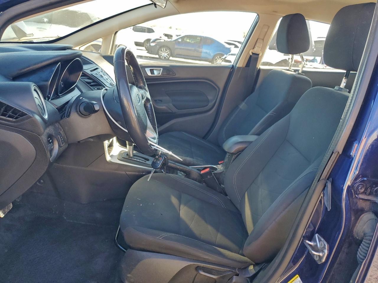 2016 Ford Fiesta Se - Фото 7