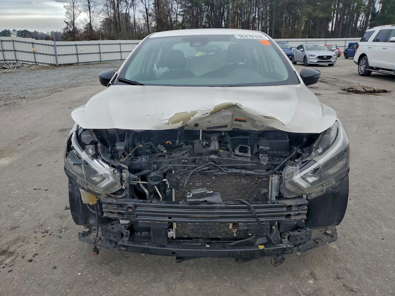 2021 Nissan Versa Sr - Фото 5