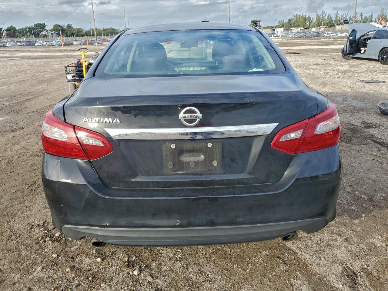 2018 Nissan Altima 2.5 - Фото 6