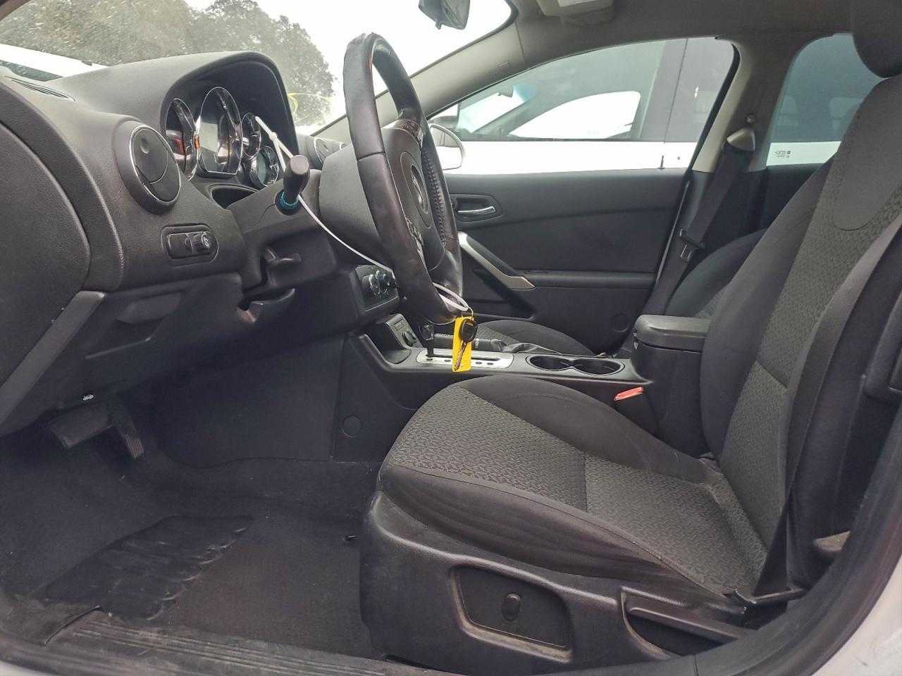 2009 Pontiac G6 - Фото 7