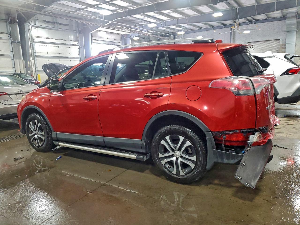 2016 Toyota Rav4 Le - Фото 2