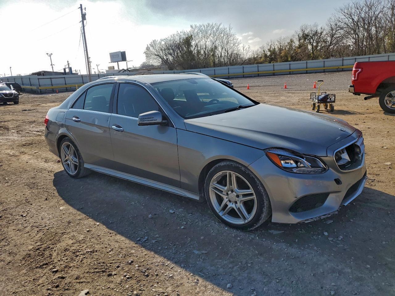2014 Mercedes-Benz E 350 4Matic - Фото 4