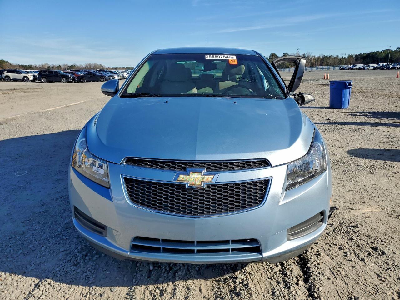 2011 Chevrolet Cruze Lt - Image 5