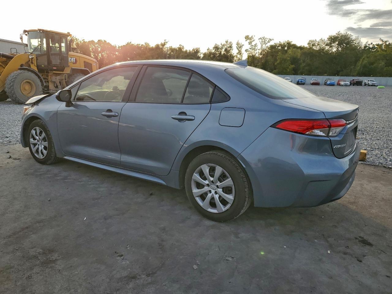 2020 Toyota Corolla Le - Фото 2