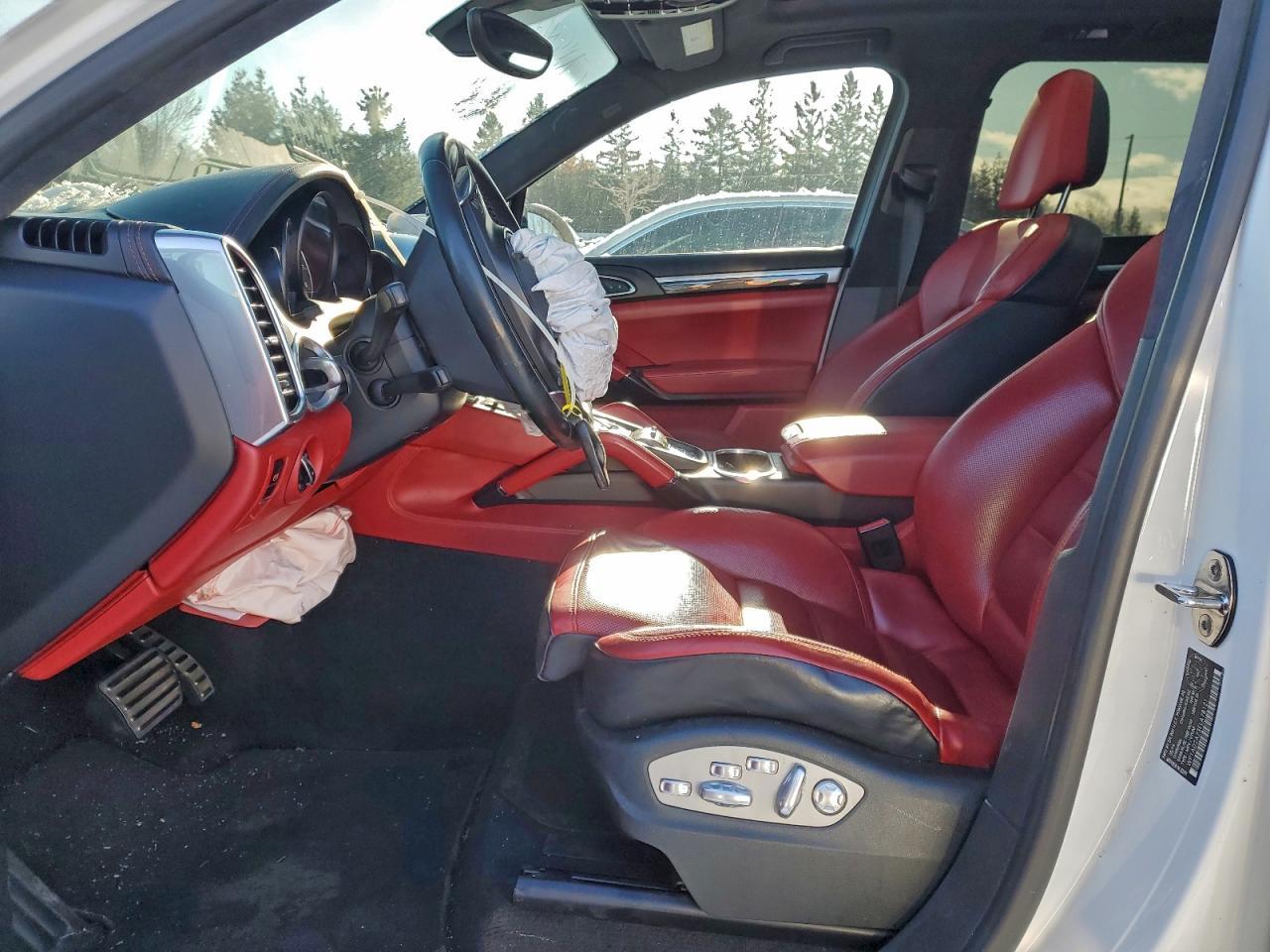 2014 Porsche Cayenne Gts - Image 7