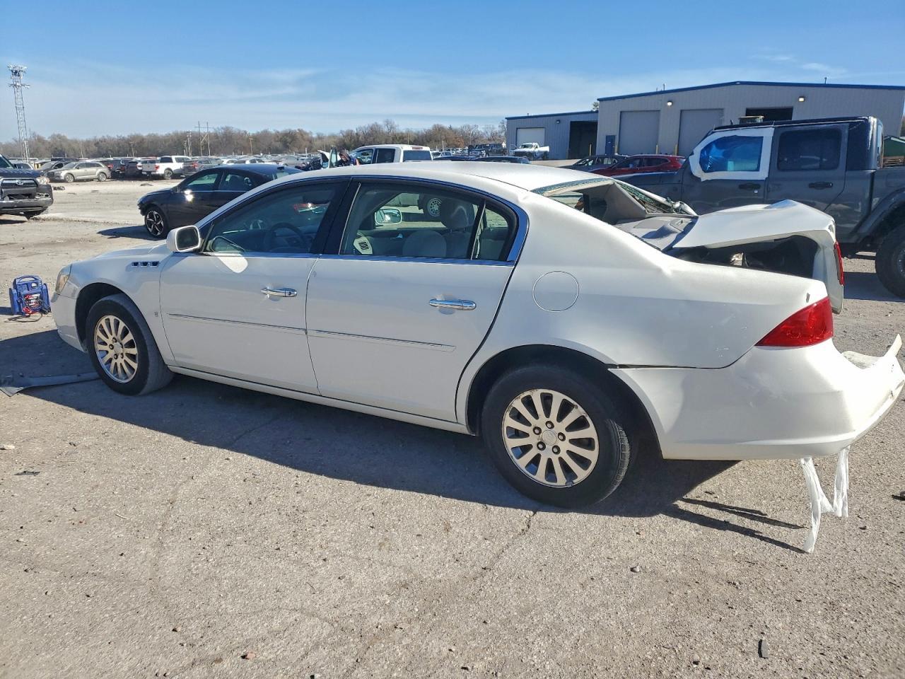 2008 Buick Lucerne Cx - Image 2
