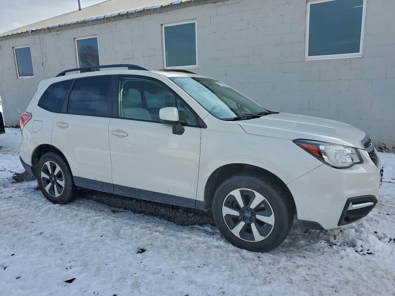 2018 Subaru Forester 2.5I Premium - Image 4
