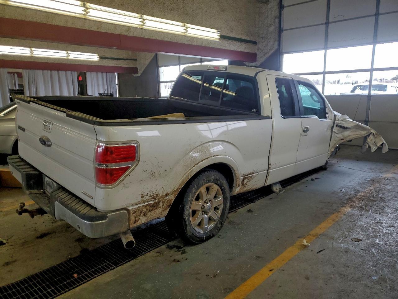 2013 Ford F150 Super Cab - Фото 3