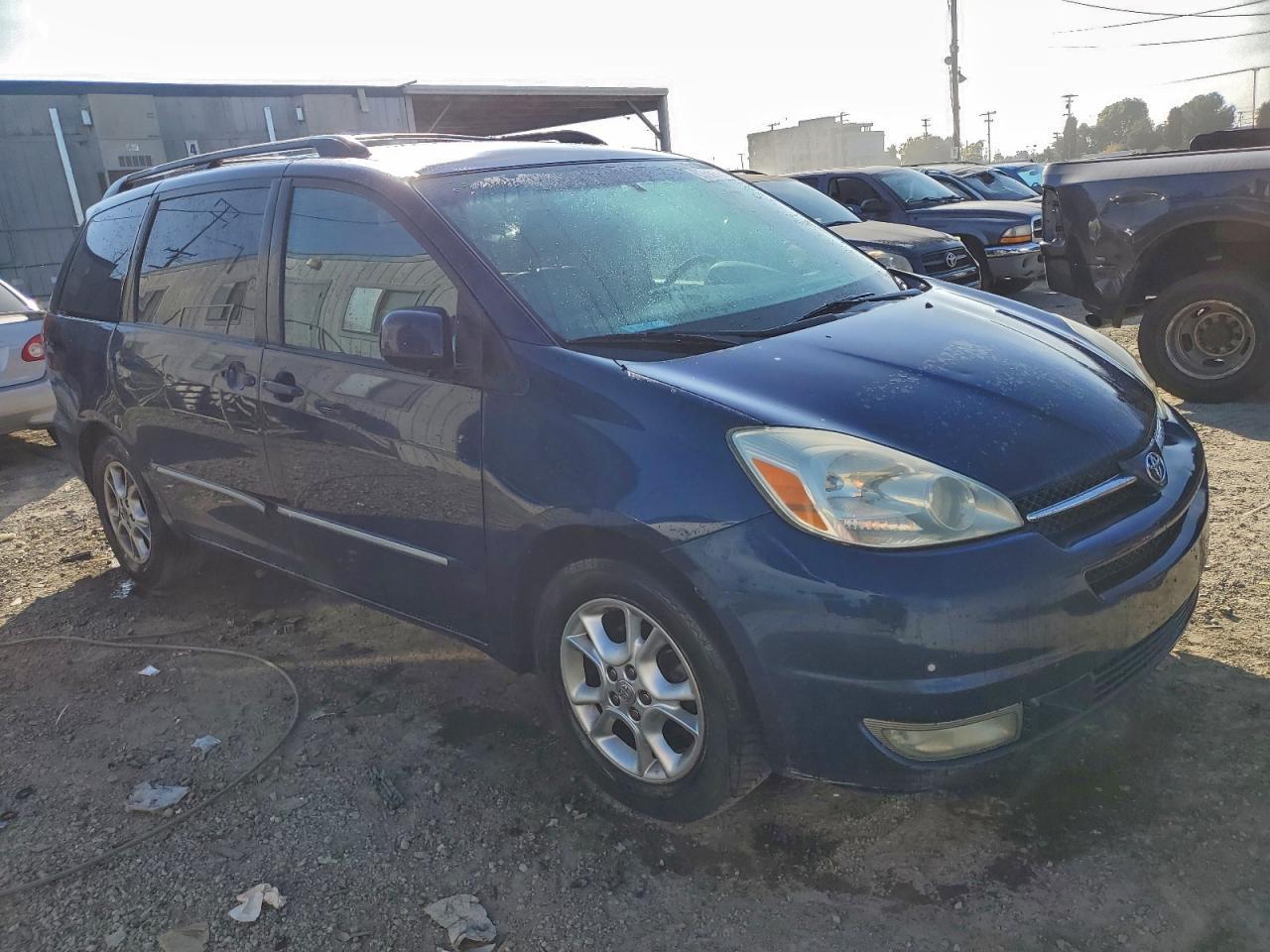 2005 Toyota Sienna Xle - Фото 4
