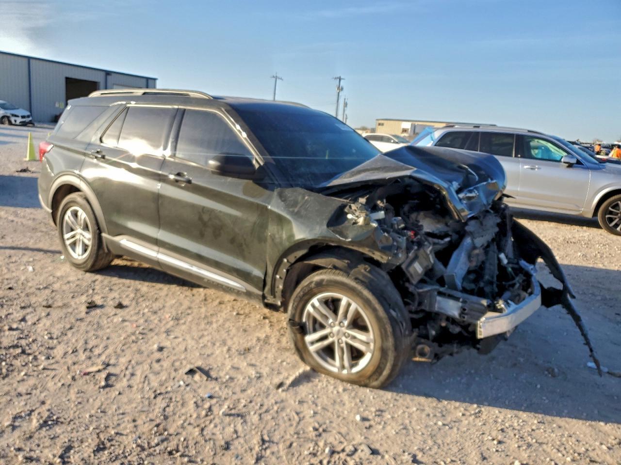 2022 Ford Explorer Xlt - Фото 4