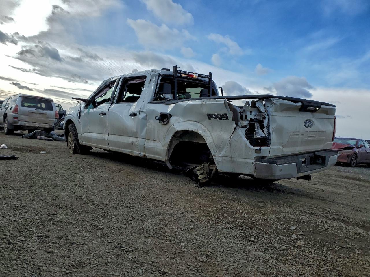 2024 Ford F150 Xlt - Фото 2