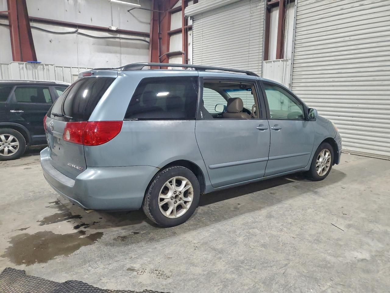 2006 Toyota Sienna Xle - Фото 3