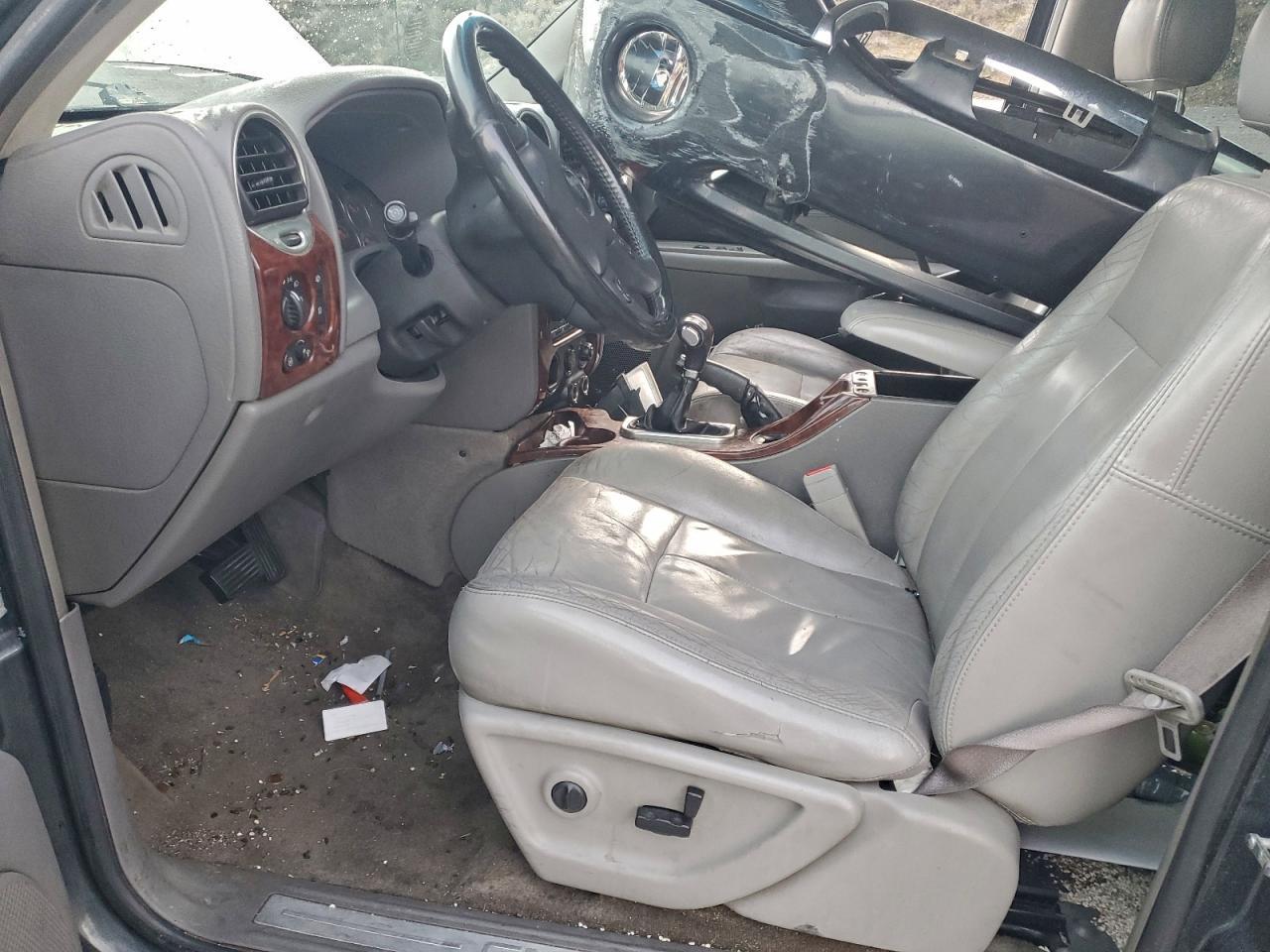 2005 GMC Envoy - Фото 7