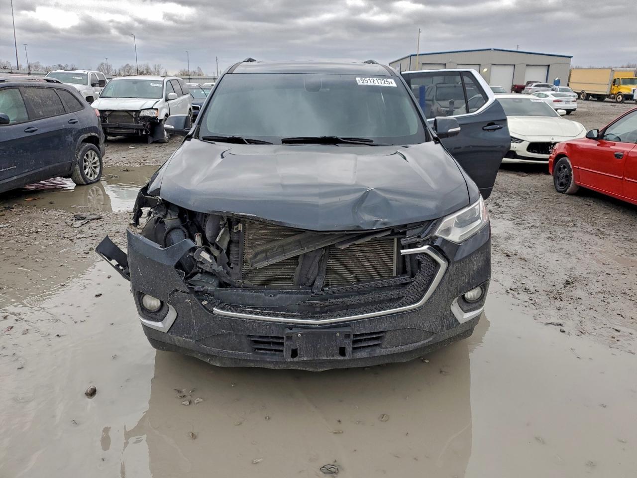 2018 Chev Traverse - Image 5