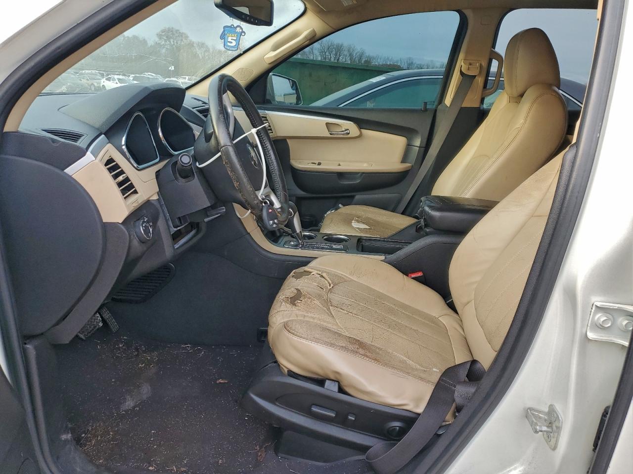 2011 Chevrolet Traverse - Фото 7