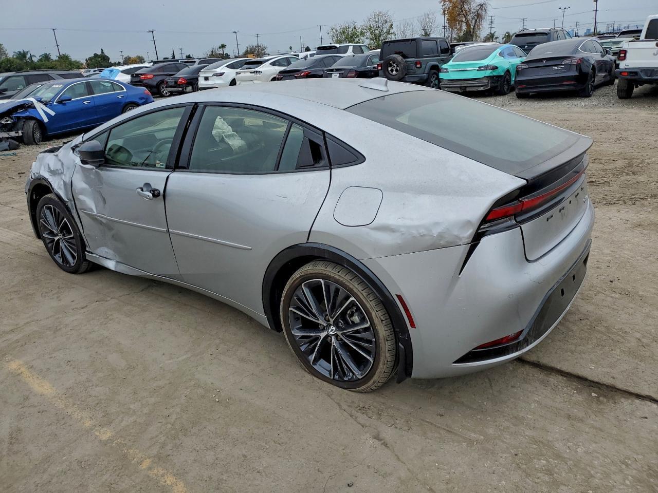 2024 Toyota Prius Le - Image 2