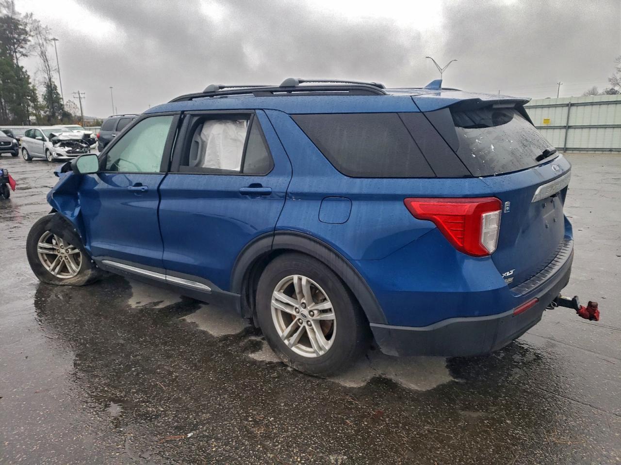 2020 Ford Explorer Xlt - Image 2
