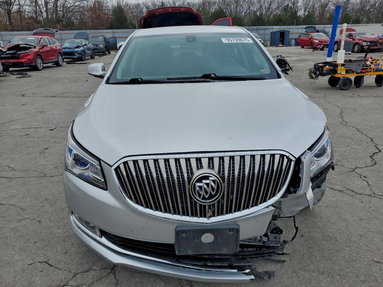 2015 Buick Lacrosse - Image 5