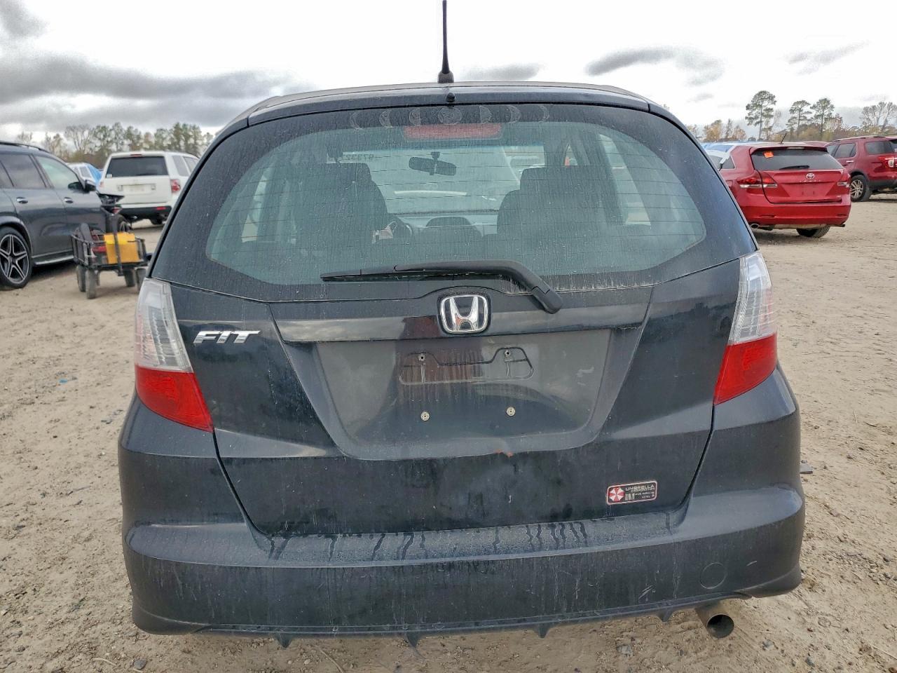 2013 Honda Fit - Image 6