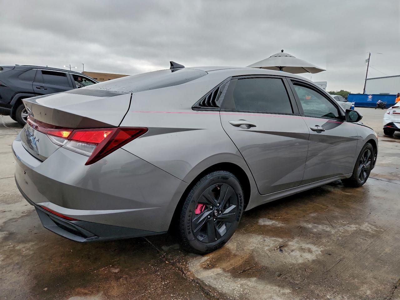 2021 Hyundai Elantra Sel - Фото 3