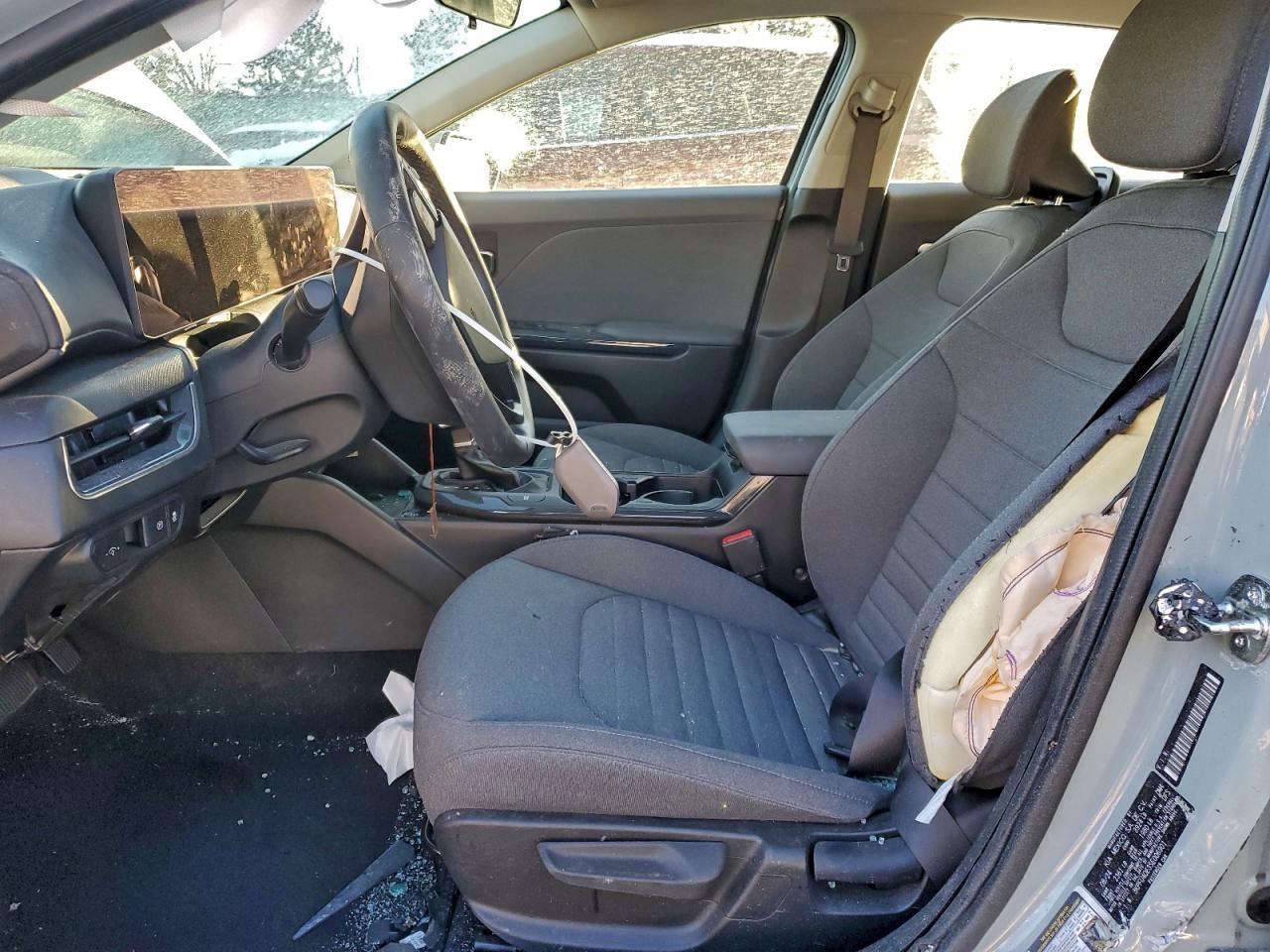 2025 Kia K4 Ex - Image 7