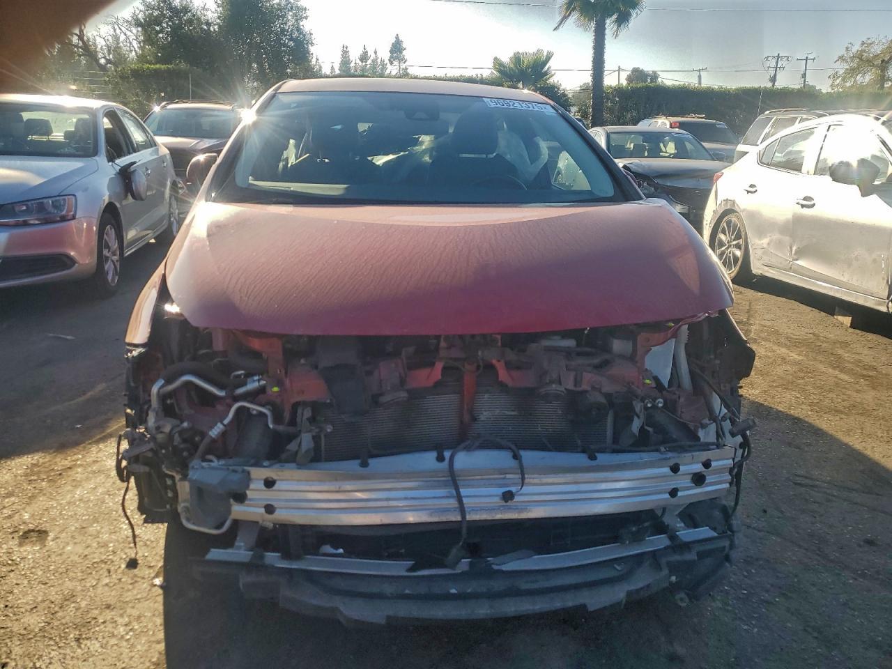 2021 Toyota Prius Prime Le - Фото 5