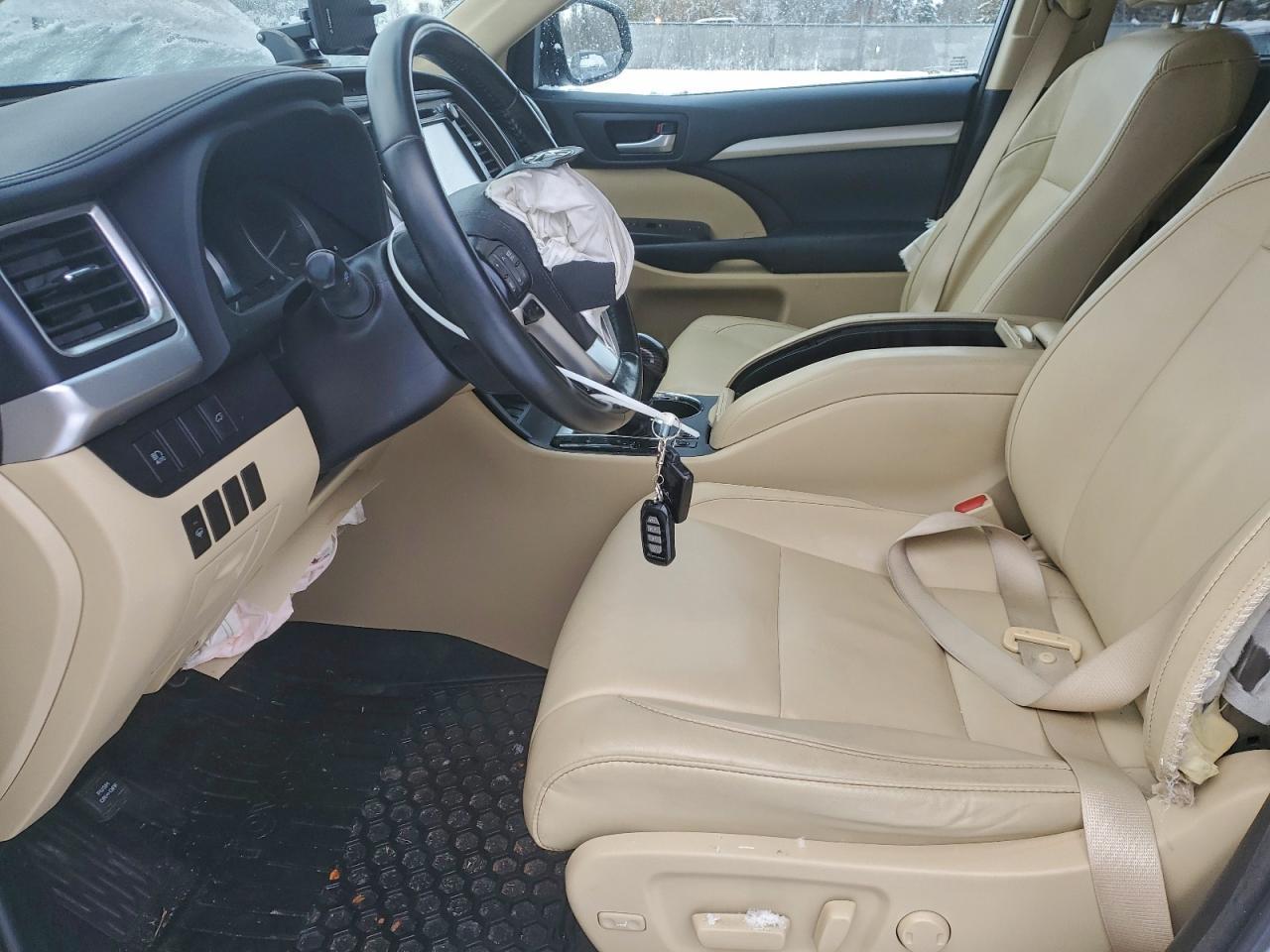 2017 Toyota Highlander Hybrid - Image 7