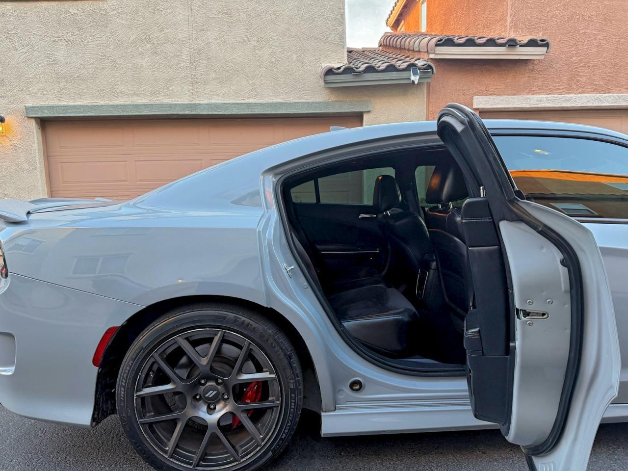 2020 Dodge Charger R/T - Image 6