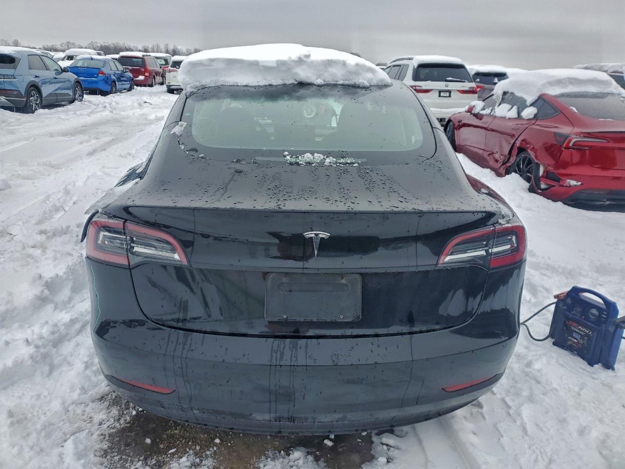 2022 Tesla Model 3 - Фото 6