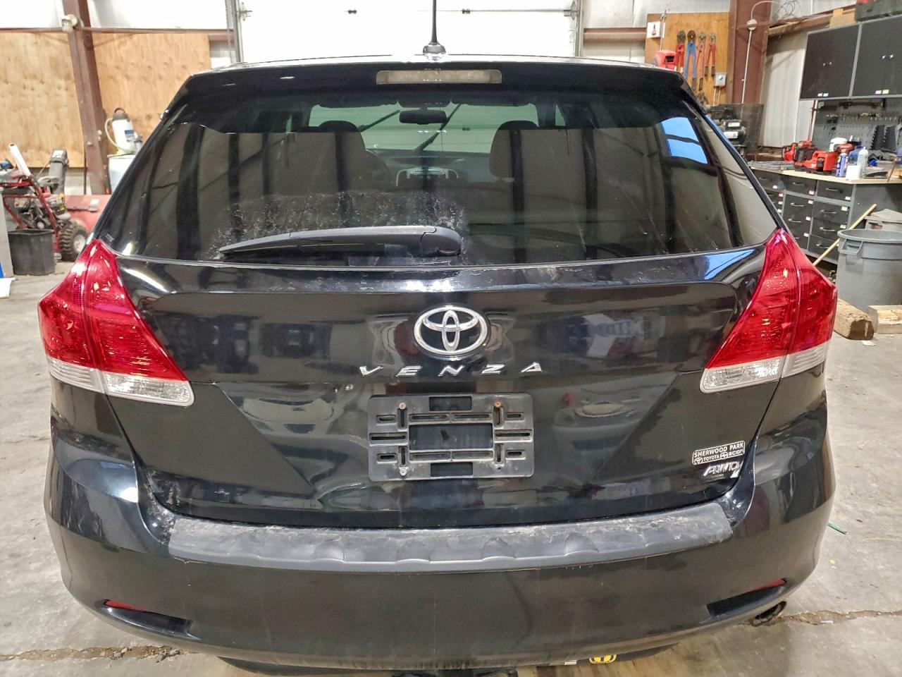 2012 Toyota Venza Le - Image 6