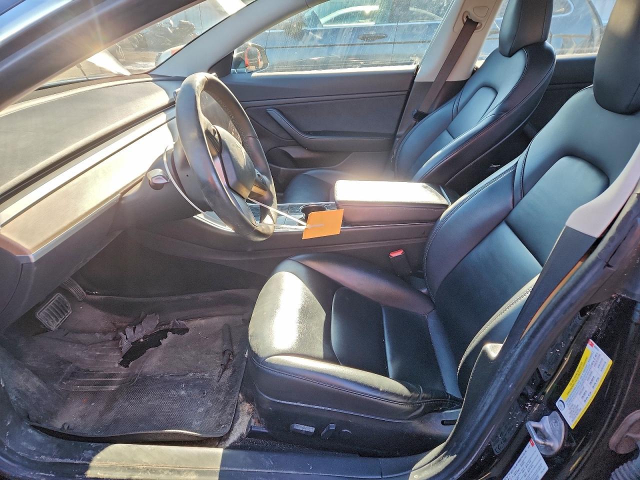 2018 Tesla Model 3 - Фото 7