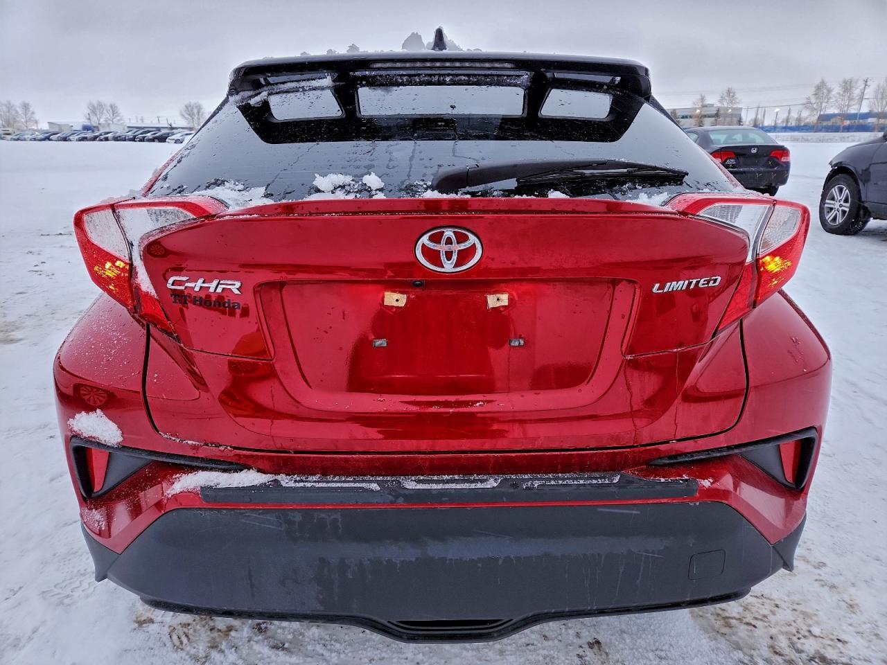 2022 Toyota C-Hr Xle - Image 6