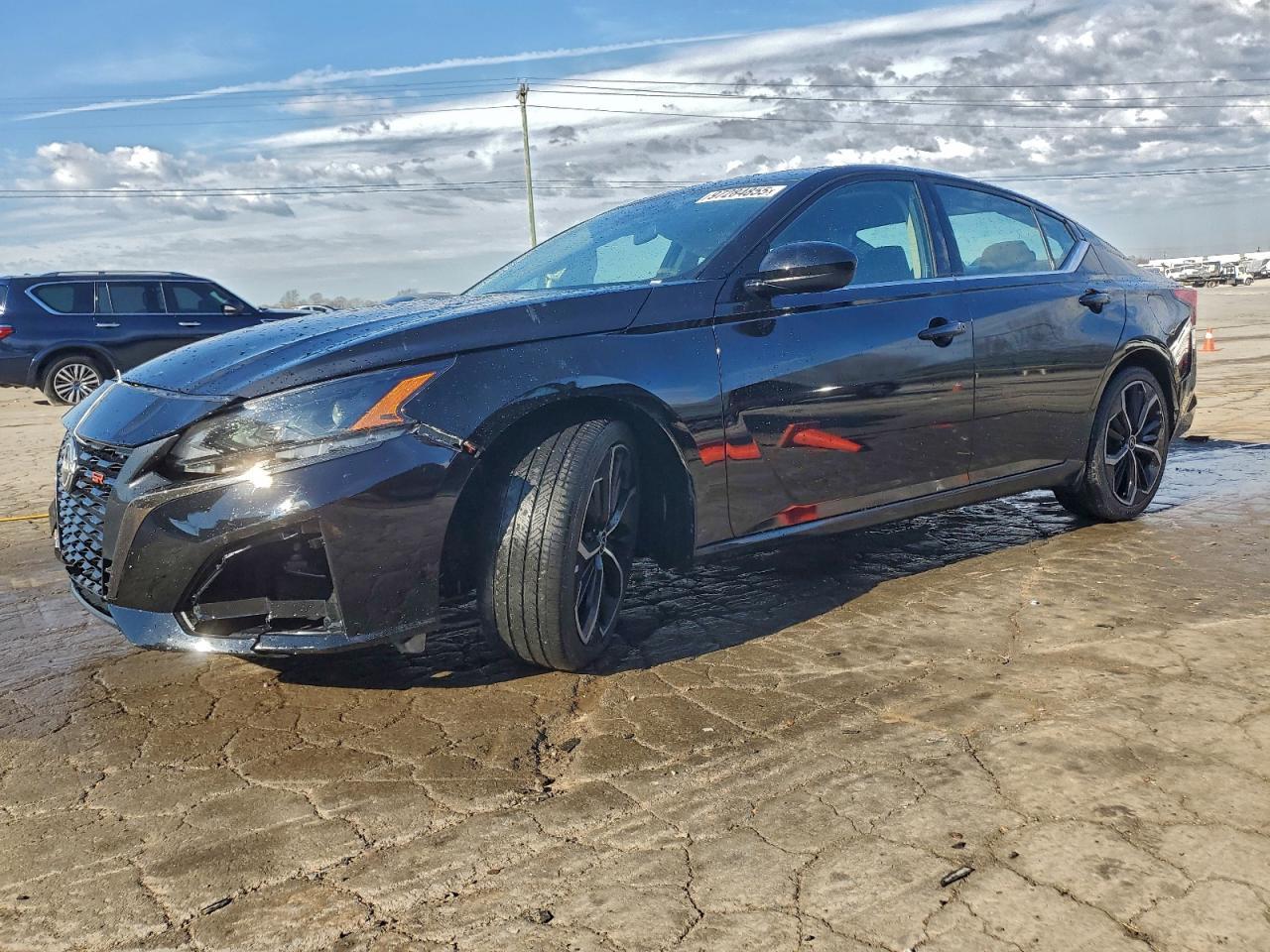 2023 Nissan Altima Sr