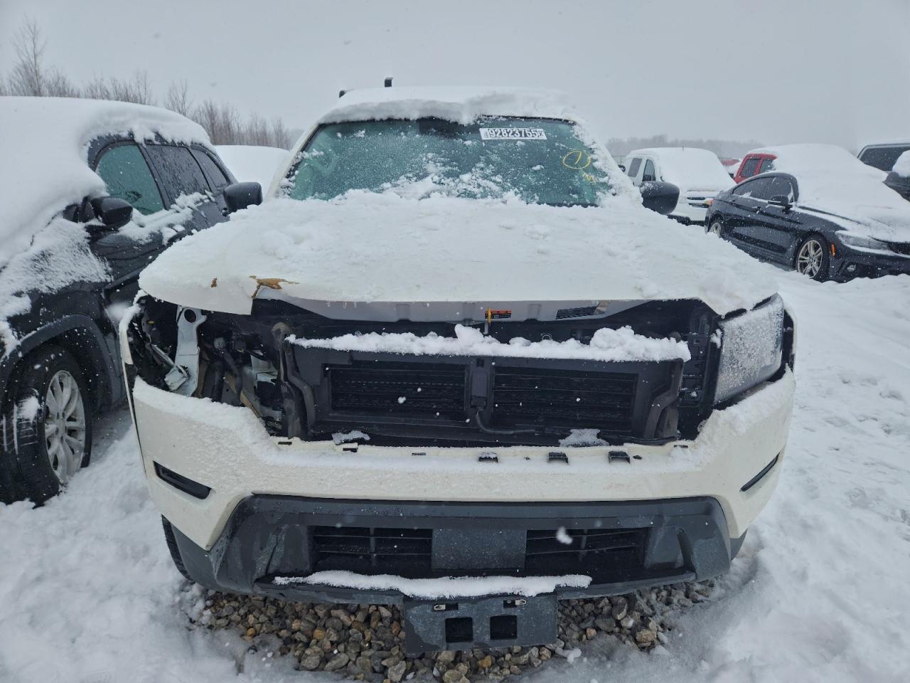 2024 Nissan Frontier * Clean Title * Prior Fleet * - Image 5