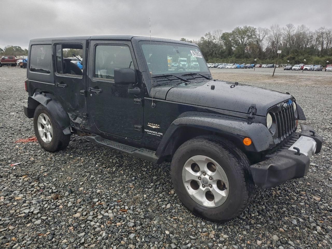 2013 Jeep Wrangler Unlimited Sahara - Фото 4