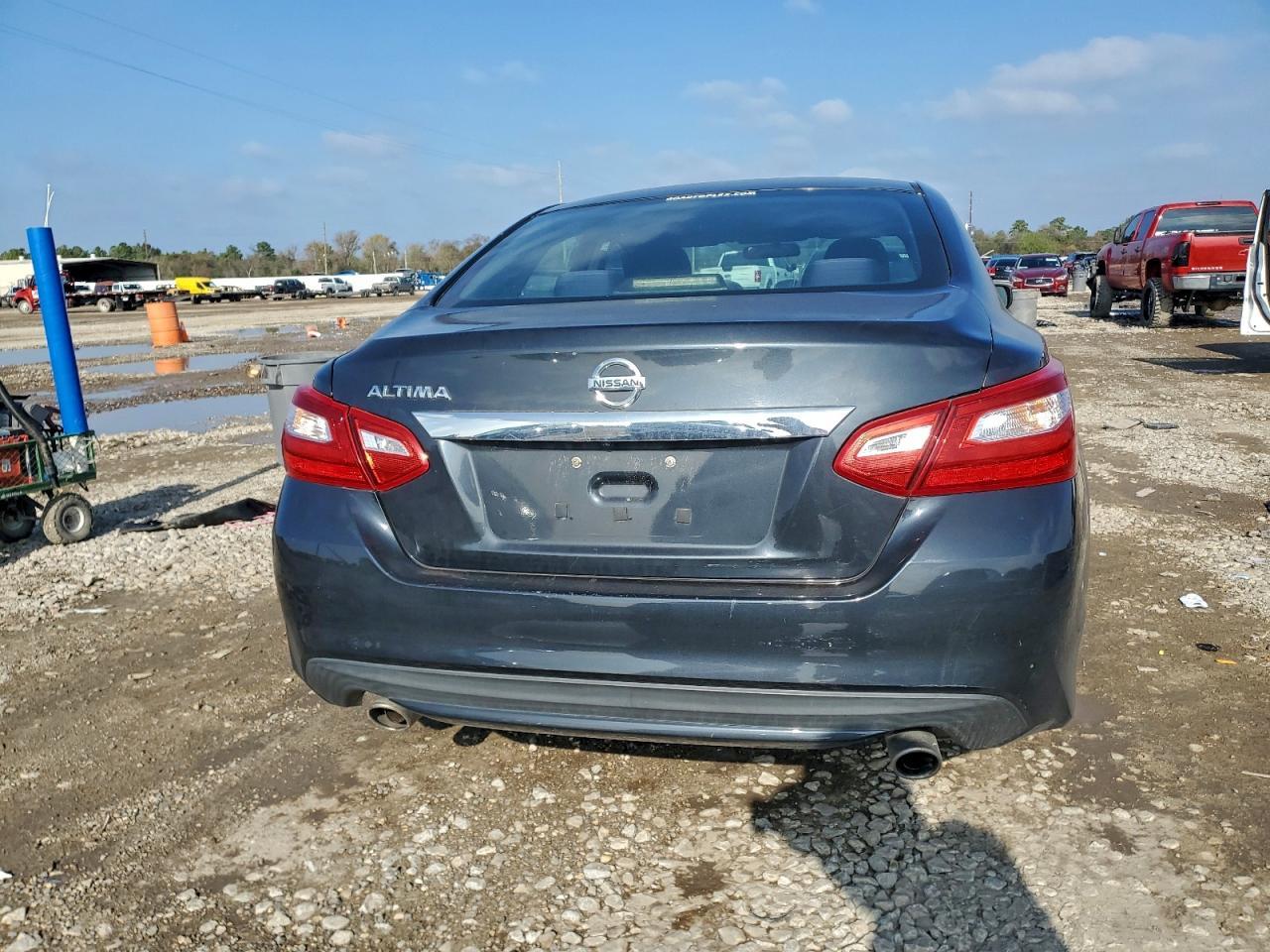 2016 Niss Altima - Фото 6