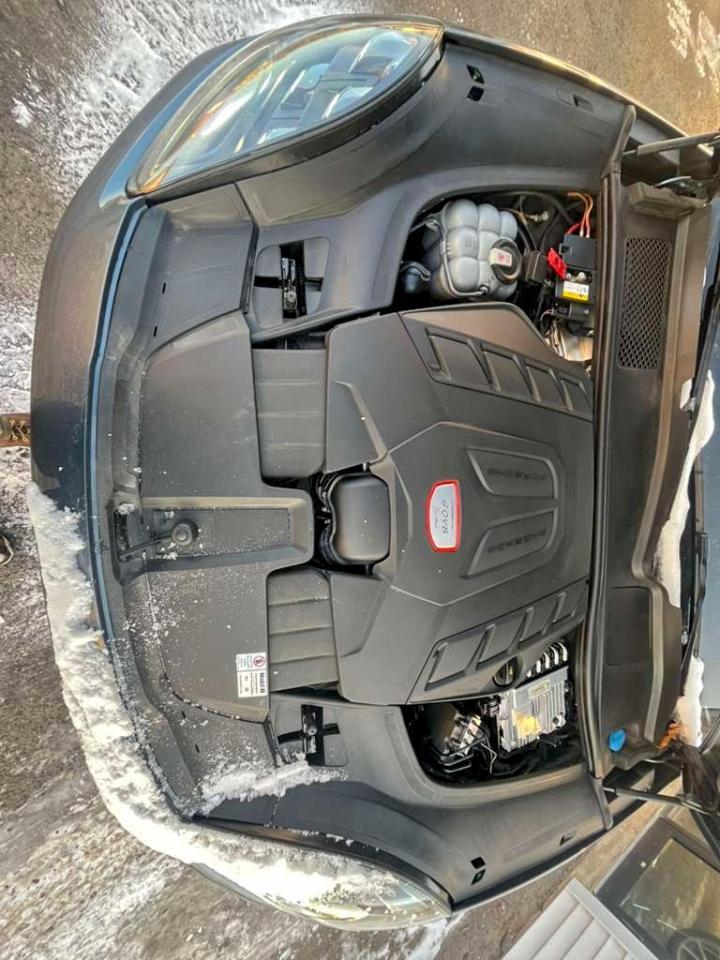 2020 Porsche Cayenne Turbo - Фото 6