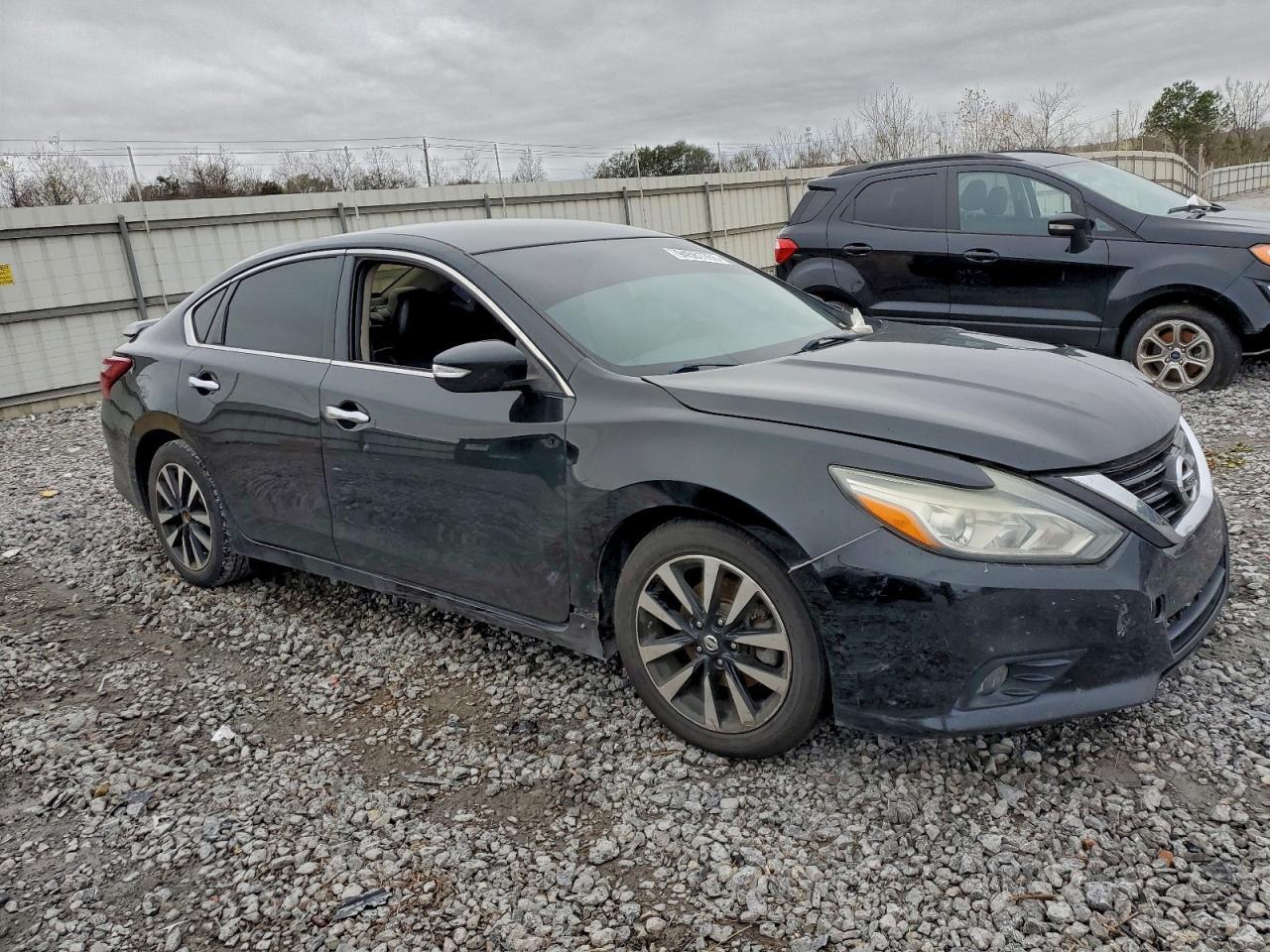 2018 Nissan Altima 2.5 - Image 4