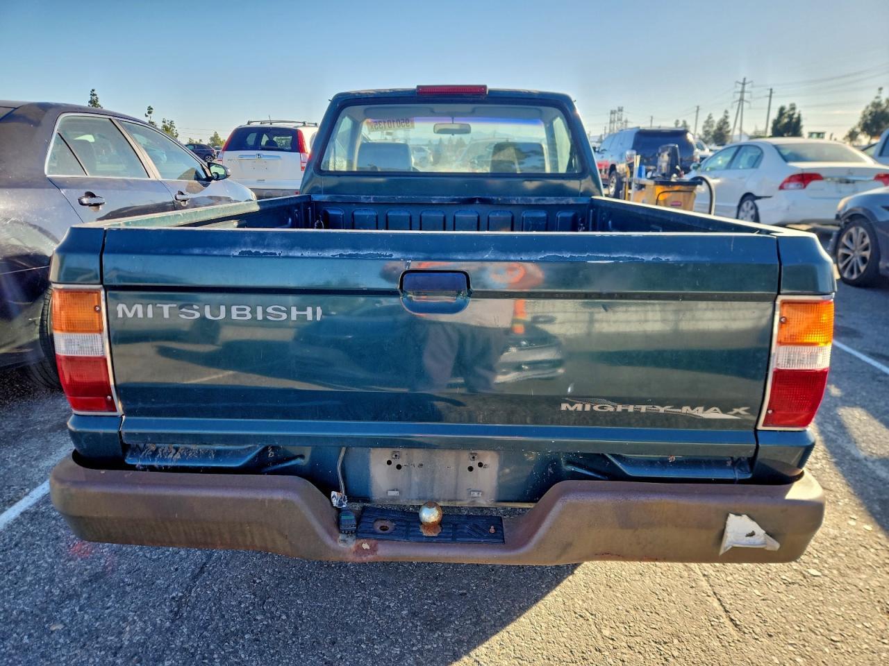 1995 Mitsubishi Mighty Max - Фото 6