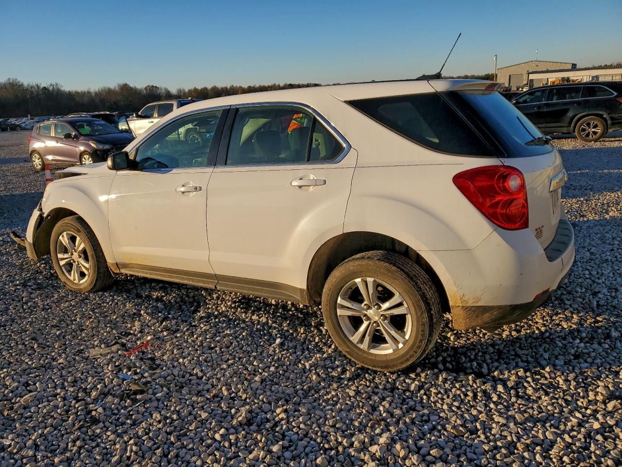 2015 Chevrolet Equinox Ls - Фото 2