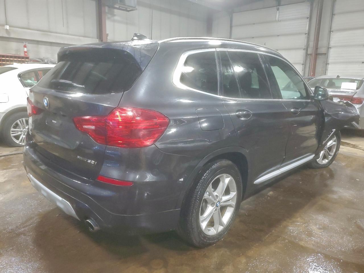 2019 BMW X3 xDrive30I - Фото 3