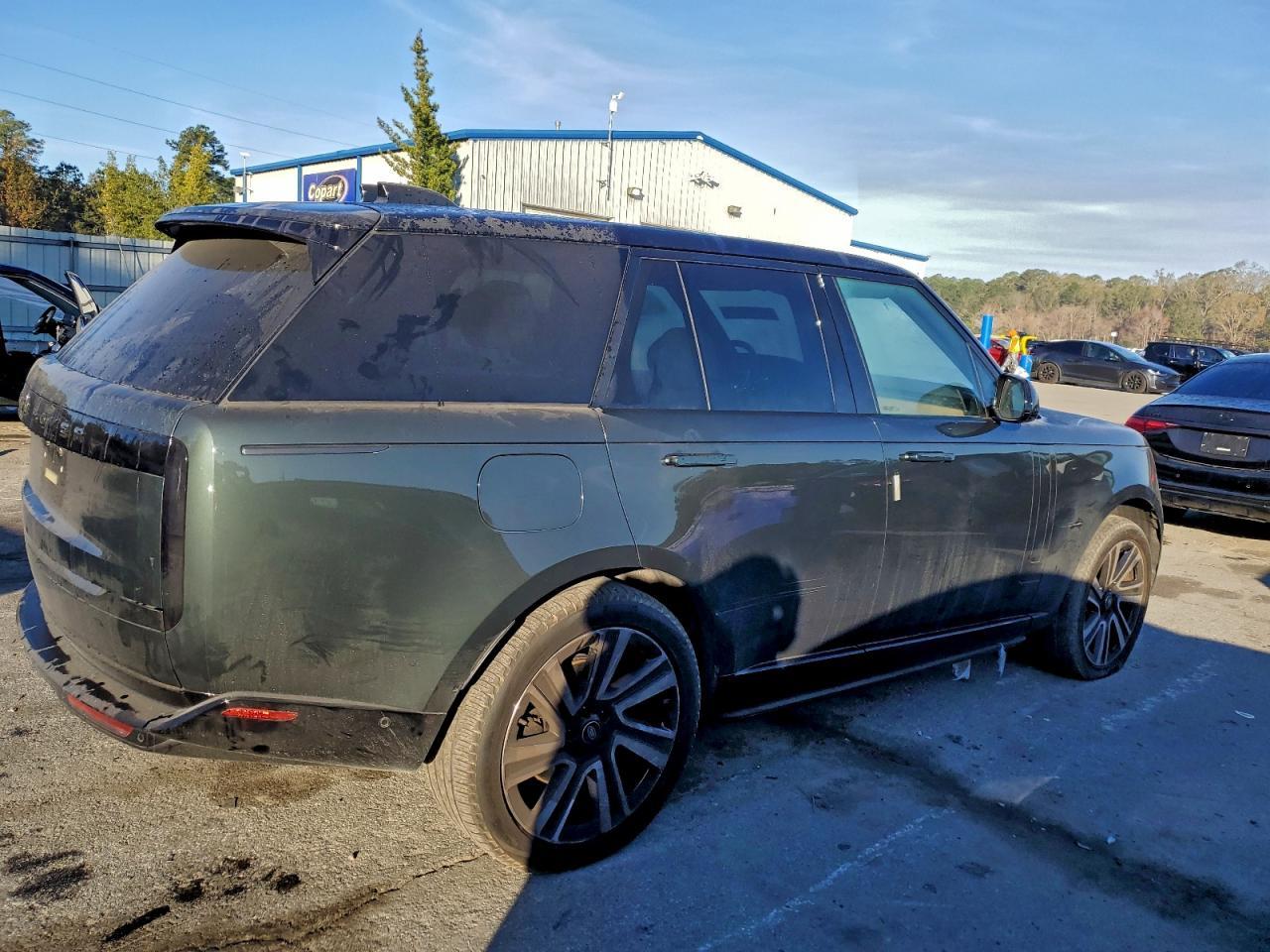 2024 Land Rover Range Rover Se - Image 3