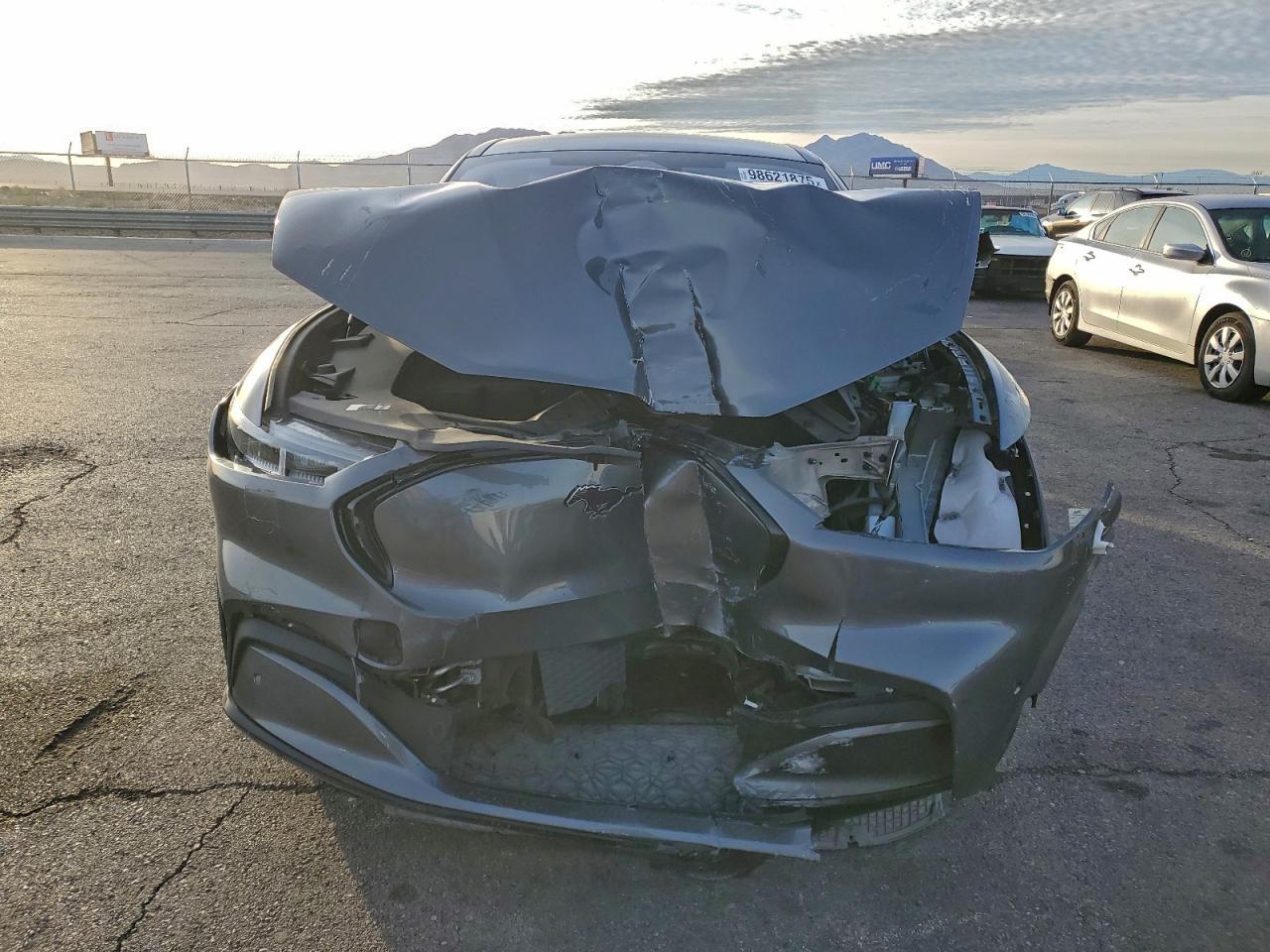 2023 Ford Mustang Mach-E Premium - Image 5