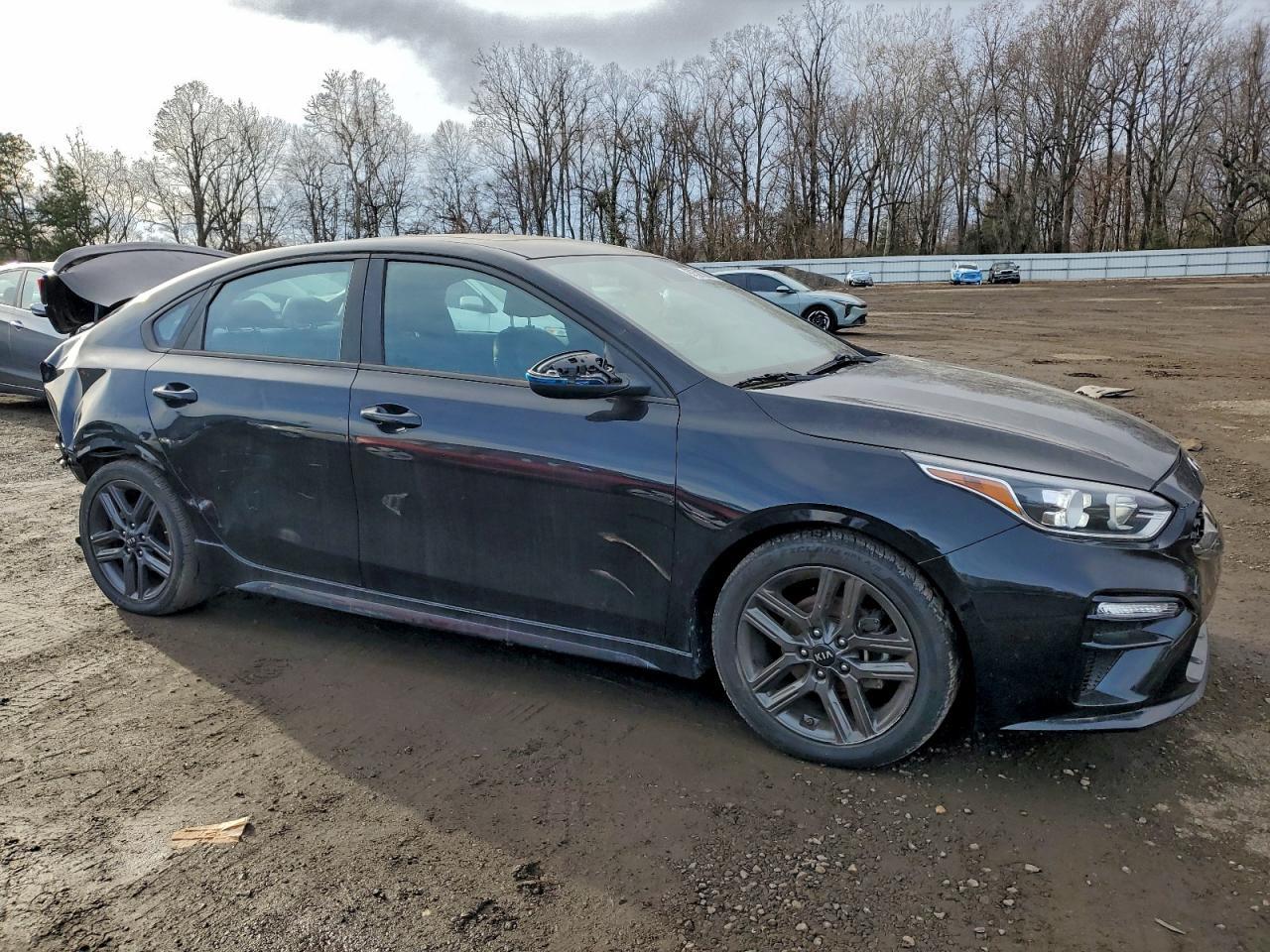 2021 Kia Forte Gt Line - Фото 4