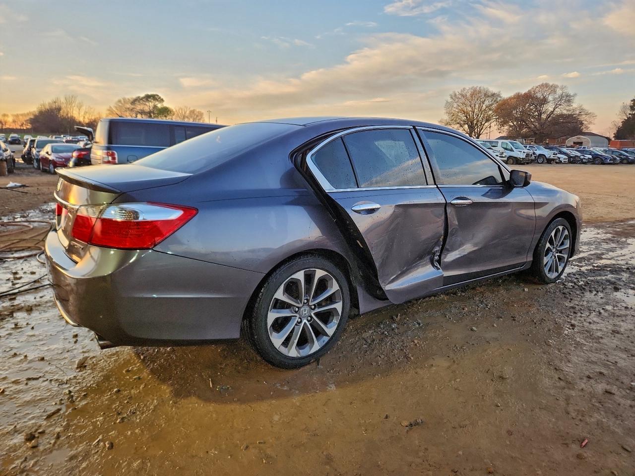 2013 Honda Accord Sport - Image 3