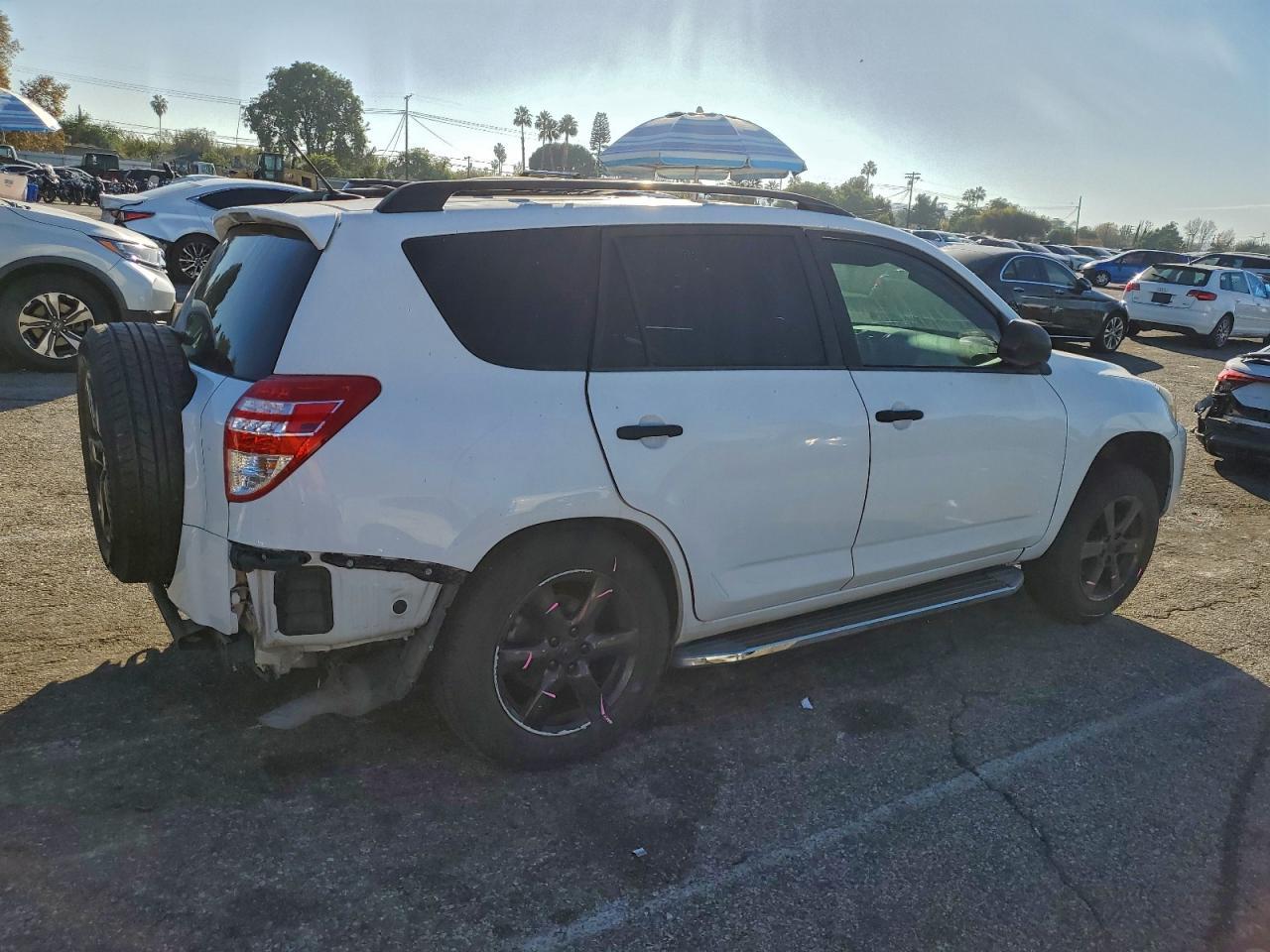 2009 Toyota Rav4 - Image 3