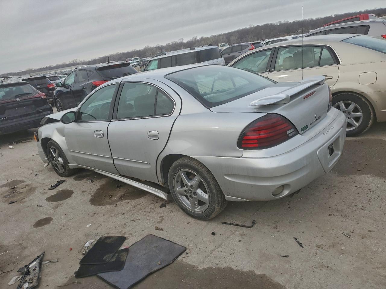 2004 Pontiac Grand Am Se1 - Фото 2