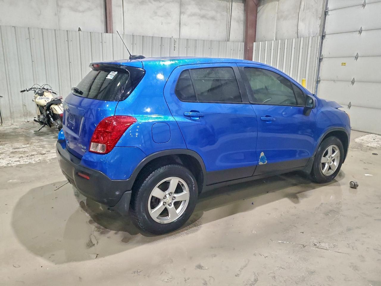 2015 Chevrolet Trax 1Ls - Image 3