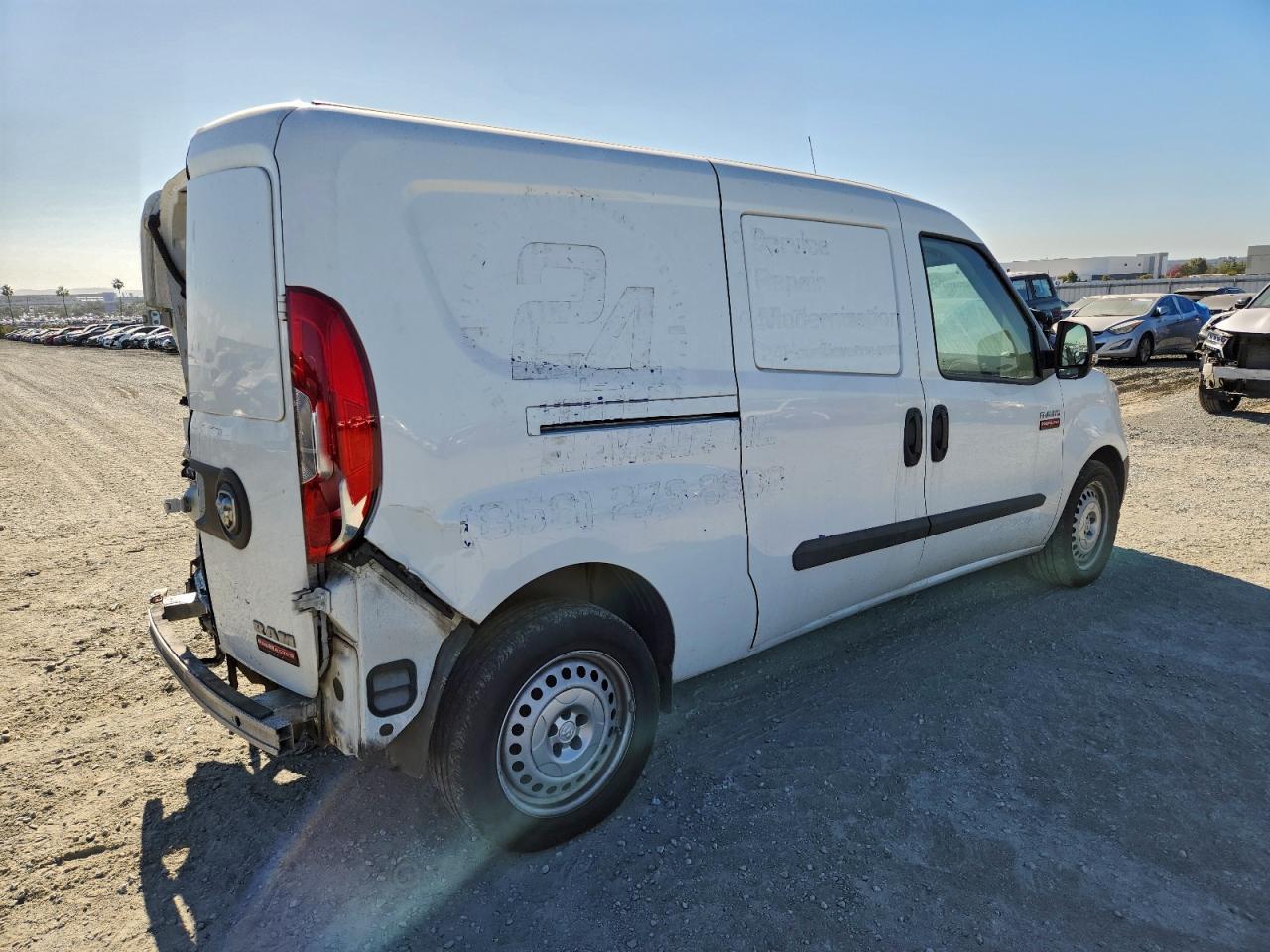 2018 Ram Promaster Utility / Service Van - Фото 3